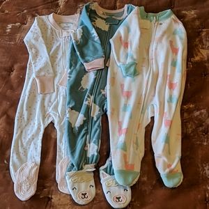 Zip up Sleep and Play